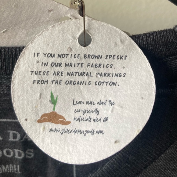 Unisex organic, recycled cotton T-shirt with wildflower seeds - Picture 7 of 8